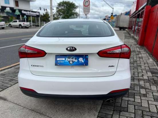 KIA-CERATO-2013