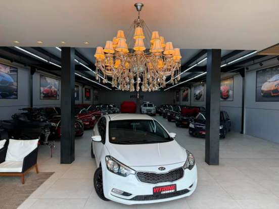 KIA-CERATO-1.6 SX 16V FLEX 4P AUTOMÁTICO KIA-CERATO-2014