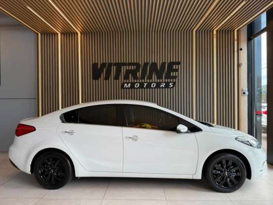 KIA-CERATO-1.6 SX 16V FLEX 4P AUTOMÁTICO KIA-CERATO-2014