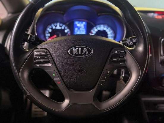 KIA-CERATO-1.6 SX 16V FLEX 4P AUTOMÁTICO KIA-CERATO-2015