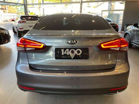 KIA-CERATO-2019