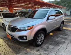 KIA SORENTO 2.4 16V GASOLINA EX AUTOMÁTICO KIA SORENTO 2.4 16V GASOLINA EX AUTOMÁTICO