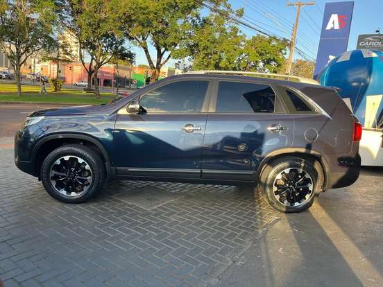 KIA-SORENTO-2013