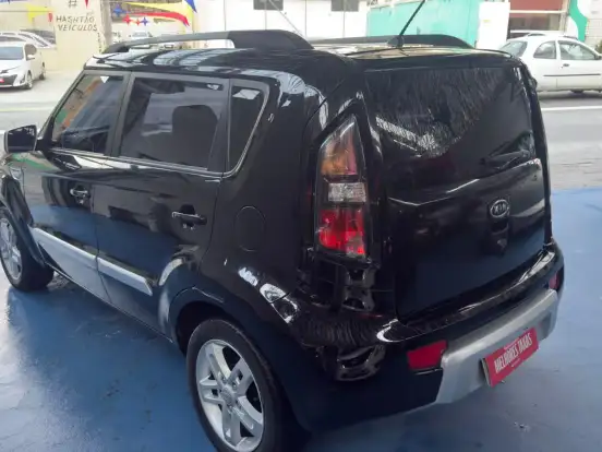 KIA-SOUL-1.6 EX 16V FLEX 4P AUTOMÁTICO KIA-SOUL-2011