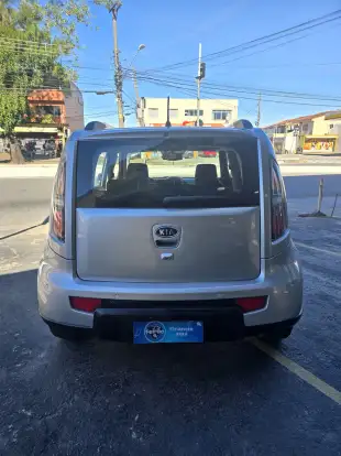 KIA-SOUL-2010