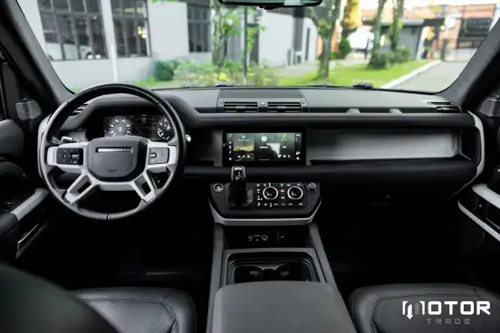 LAND ROVER-DEFENDER-2021