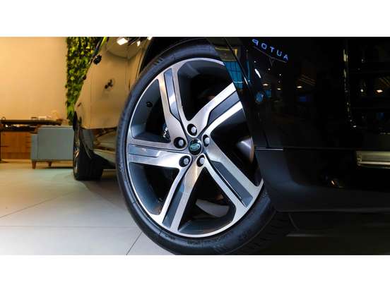 LAND ROVER-DISCOVERY-2023