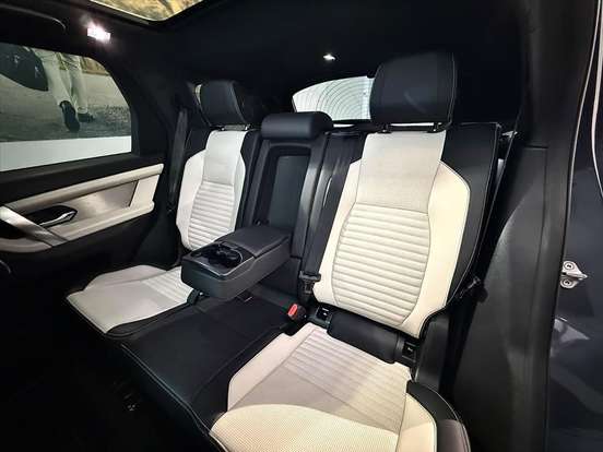 LAND ROVER-DISCOVERY SPORT-2024