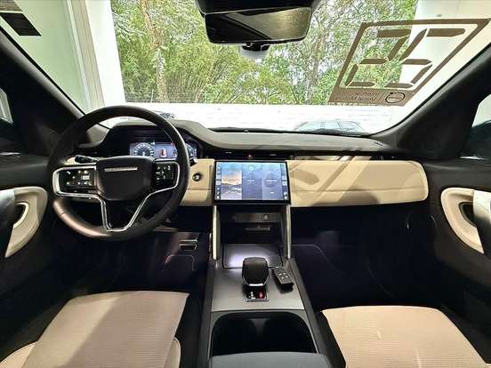 LAND ROVER-DISCOVERY SPORT-2024