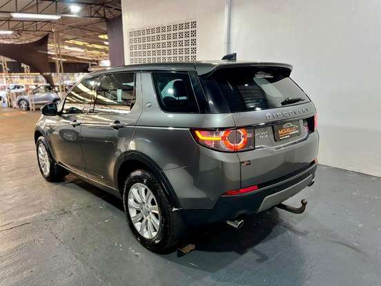 LAND ROVER-DISCOVERY SPORT-2017