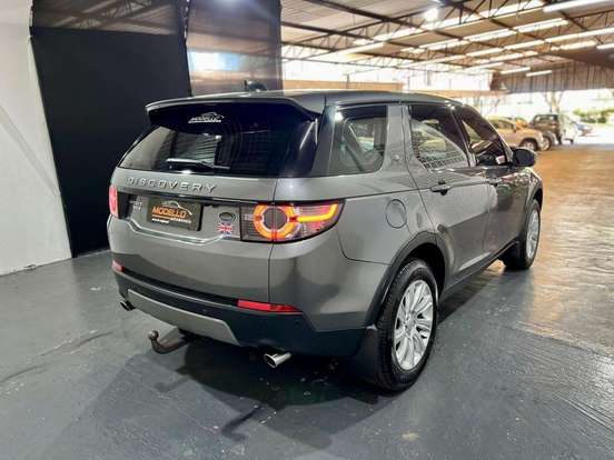 LAND ROVER-DISCOVERY SPORT-2017