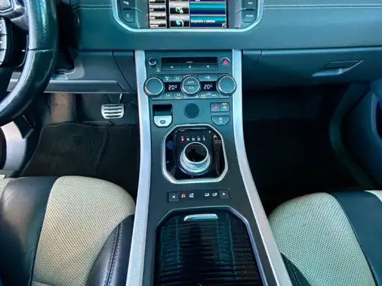 LAND ROVER-RANGE ROVER EVOQUE-2.0 DYNAMIC 4WD 16V GASOLINA 4P AUTOMÁTICO LAND ROVER-RANGE ROVER EVOQUE-2015