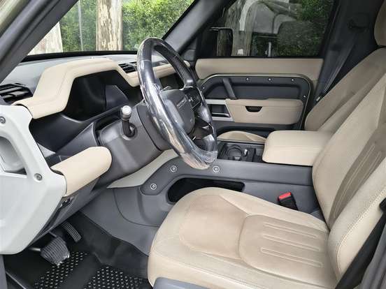 LAND ROVER-DEFENDER-2.0 P300 GASOLINA 110 SE AWD AUTOMÁTICO LAND ROVER-DEFENDER-2020