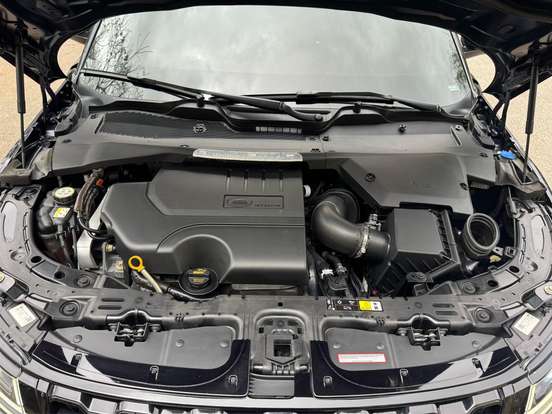 LAND ROVER-RANGE ROVER EVOQUE-2.0 P250 FLEX R-DYNAMIC SE AWD AUTOMÁTICO LAND ROVER-RANGE ROVER EVOQUE-2020