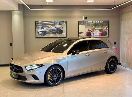 MERCEDES-BENZ-A 250-2020