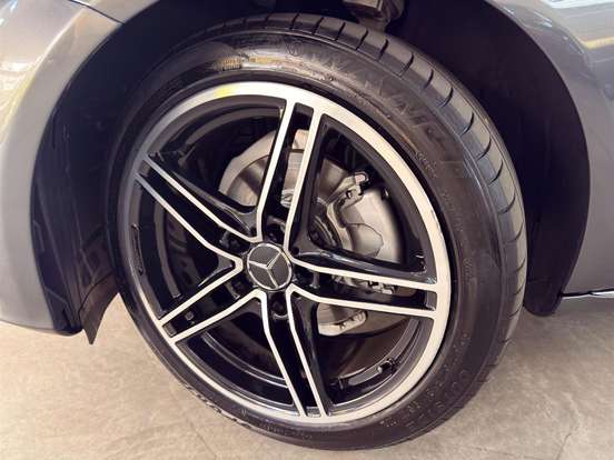 MERCEDES-BENZ-C 180-2017