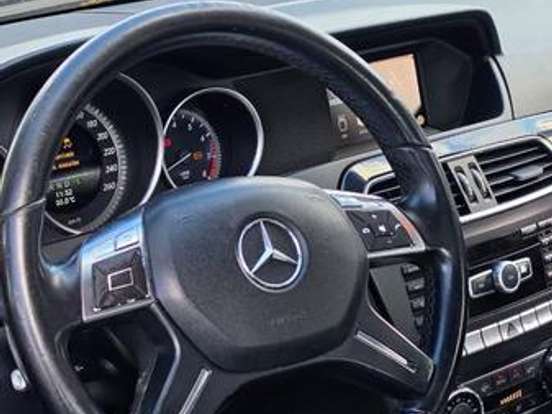 MERCEDES-BENZ-C 180-1.6 CGI SPORT 16V TURBO GASOLINA 4P AUTOMÁTICO MERCEDES-BENZ-C 180-2013