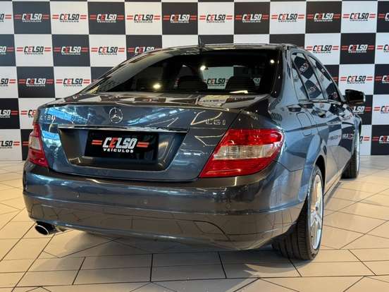 MERCEDES-BENZ-C 180-1.8 CGI CLASSIC 16V GASOLINA 4P AUTOMÁTICO MERCEDES-BENZ-C 180-2011