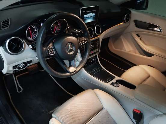MERCEDES-BENZ-CLA 180-1.6 CGI GASOLINA 7G-DCT MERCEDES-BENZ-CLA 180-2018