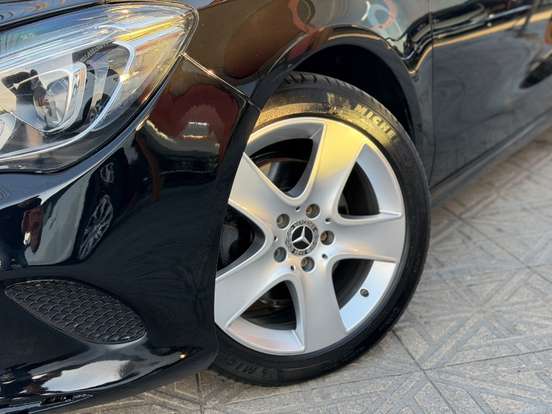 MERCEDES-BENZ-CLA 180-1.6 CGI GASOLINA 7G-DCT MERCEDES-BENZ-CLA 180-2017