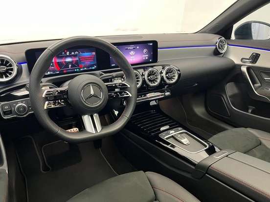 MERCEDES-BENZ-CLA 200-1.3 MHEV AMG LINE 7G-DCT MERCEDES-BENZ-CLA 200-2024