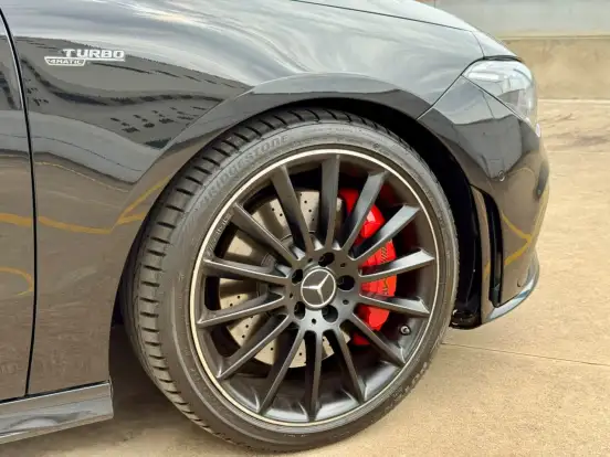 MERCEDES-BENZ-CLA 35 AMG-2.0 CGI GASOLINA 4MATIC 7G-DCT MERCEDES-BENZ-CLA 35 AMG-2022