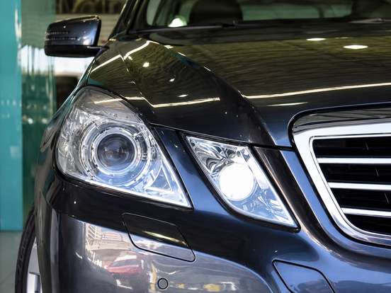 MERCEDES-BENZ-E 350-2010