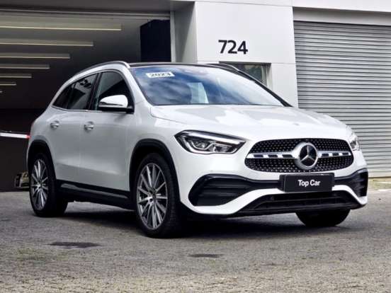 MERCEDES-BENZ-GLA 200-2022