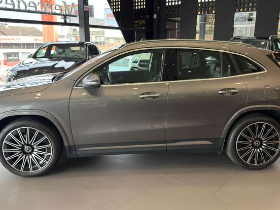 MERCEDES-BENZ-GLA 200-1.3 MHEV AMG LINE 7G-DCT MERCEDES-BENZ-GLA 200-2025