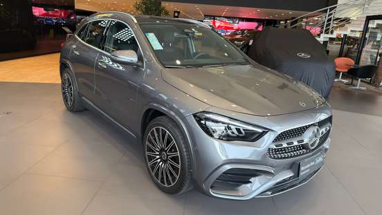 MERCEDES-BENZ-GLA 200-2025