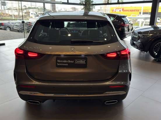 MERCEDES-BENZ-GLA 200-1.3 MHEV AMG LINE 7G-DCT MERCEDES-BENZ-GLA 200-2025