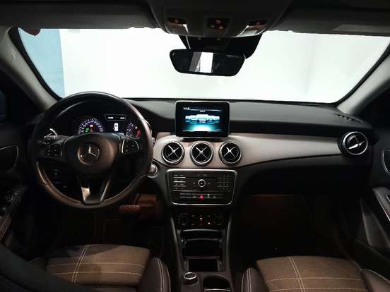 MERCEDES-BENZ-GLA 200-1.6 CGI ADVANCE 16V TURBO FLEX 4P AUTOMÁTICO MERCEDES-BENZ-GLA 200-2017