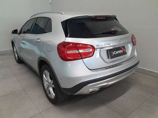 MERCEDES-BENZ-GLA 200-1.6 CGI ADVANCE 16V TURBO FLEX 4P AUTOMÁTICO MERCEDES-BENZ-GLA 200-2017