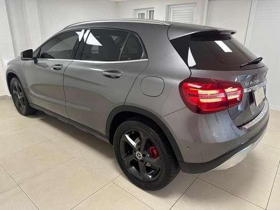 MERCEDES-BENZ-GLA 200-1.6 CGI FLEX ADVANCE 7G-DCT MERCEDES-BENZ-GLA 200-2018