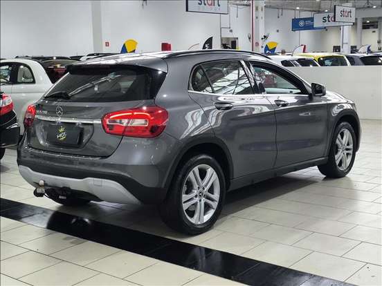 MERCEDES-BENZ-GLA 200-1.6 CGI FLEX STYLE 7G-DCT MERCEDES-BENZ-GLA 200-2018