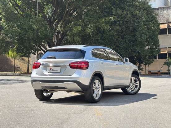 MERCEDES-BENZ-GLA 200-1.6 CGI FLEX STYLE 7G-DCT MERCEDES-BENZ-GLA 200-2019