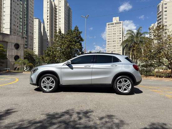 MERCEDES-BENZ-GLA 200-1.6 CGI FLEX STYLE 7G-DCT MERCEDES-BENZ-GLA 200-2019