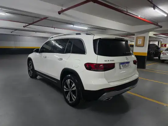 MERCEDES-BENZ-GLB 200-2021