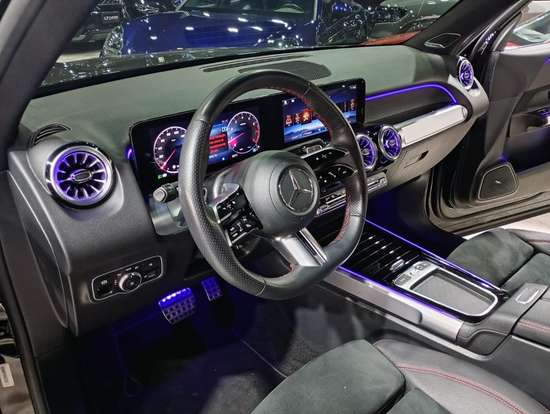 MERCEDES-BENZ-GLB 220-2025