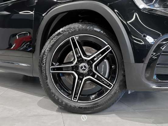 MERCEDES-BENZ-GLB 220-2025