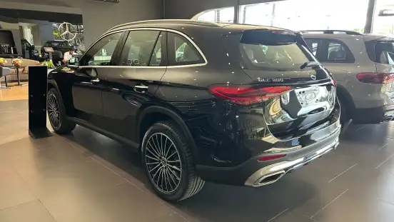 MERCEDES-BENZ-GLC 300-2025