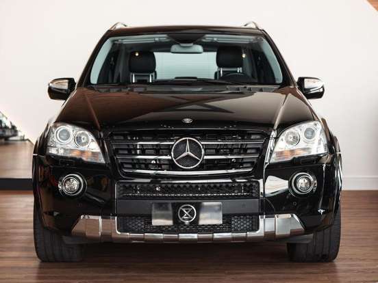 MERCEDES-BENZ-ML 63 AMG-6.2 V8 32V GASOLINA 4P AUTOMÁTICO MERCEDES-BENZ-ML 63 AMG-2010