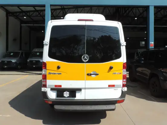 MERCEDES-BENZ-SPRINTER-2.2 415 CDI VAN 16 LUGARES TETO BAIXO 16V BI-TURBO DIESEL MANUAL MERCEDES-BENZ-SPRINTER-2015