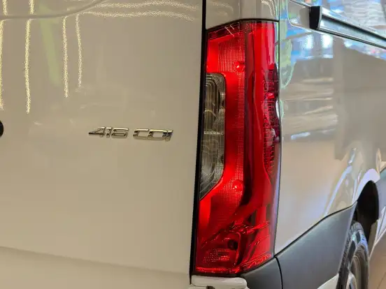 MERCEDES-BENZ-SPRINTER-2021