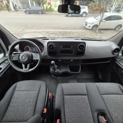 MERCEDES-BENZ-SPRINTER-2021