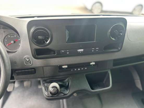 MERCEDES-BENZ-SPRINTER-2.0 CDI DIESEL FURGÃO 315 STREET TA EXTRA LONGO MANUAL MERCEDES-BENZ-SPRINTER-2022