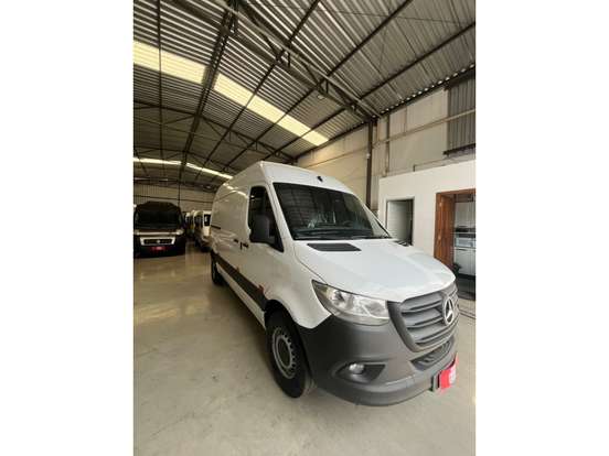 MERCEDES-BENZ-SPRINTER-2.0 CDI DIESEL FURGÃO 417 LONGO MANUAL MERCEDES-BENZ-SPRINTER-2023