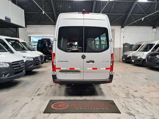 MERCEDES-BENZ-SPRINTER-2026