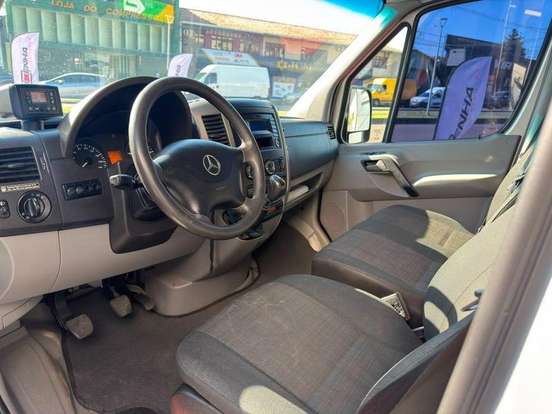 MERCEDES-BENZ-SPRINTER-2019