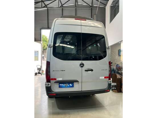 MERCEDES-BENZ-SPRINTER-2021